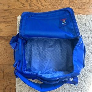 Baboon to the moon, Go Bag mini